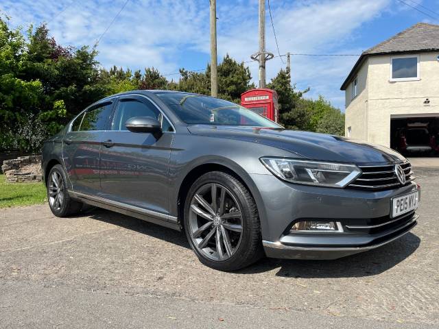 2015 Volkswagen Passat 2.0 TDI GT 4dr DSG