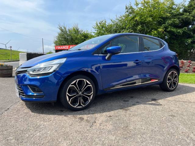 Renault Clio 1.5 dCi 90 Signature Nav 5dr Hatchback Diesel Blue