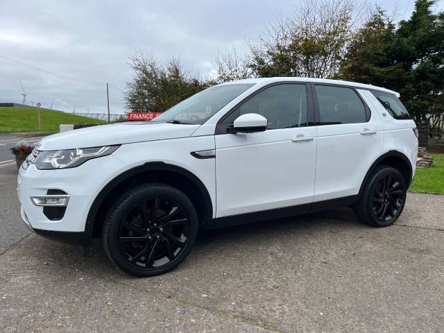 Land Rover Discovery Sport 2.0 TD4 180 HSE Luxury 5dr Auto Estate Diesel White