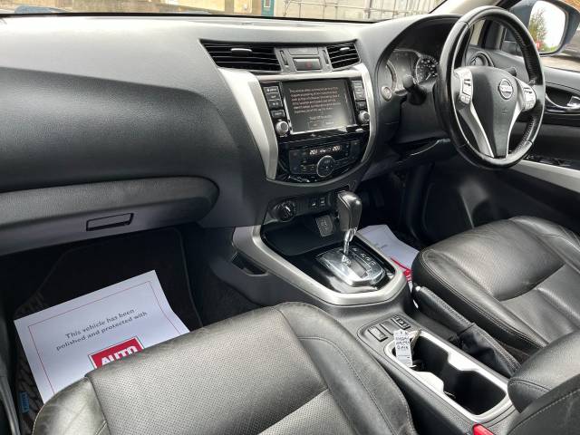 2020 Nissan Navara Double Cab Pick Up Tekna 2.3dCi 190 TT 4WD Auto