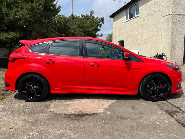 2015 Ford Focus 2.0T EcoBoost ST-3 5dr
