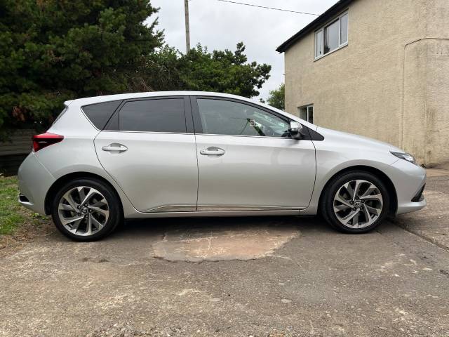 2017 Toyota Auris 1.2T Design 5dr