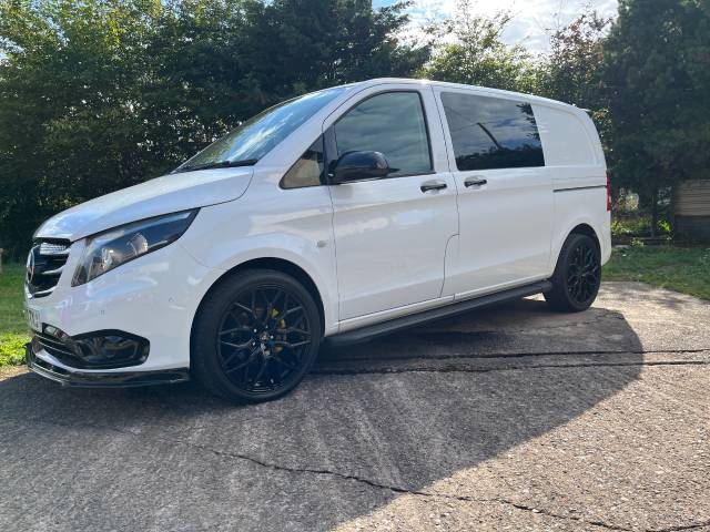 Mercedes-Benz Vito 2.1 114CDI Pure Crew Van sport line Crew Van Diesel White