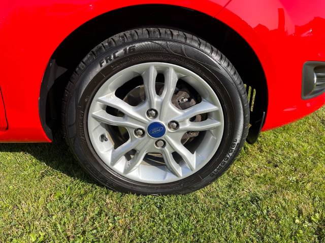 2015 Ford Fiesta 1.25 82 Zetec 5dr